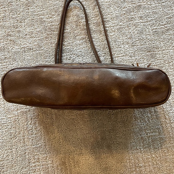 Leaders In Leather Scroll Cut Out Tooled Leather  Bag, Medium Size, Brown/Ivory - Picture 4 of 16